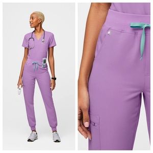 Figs Lilac Dawn Scrubs M